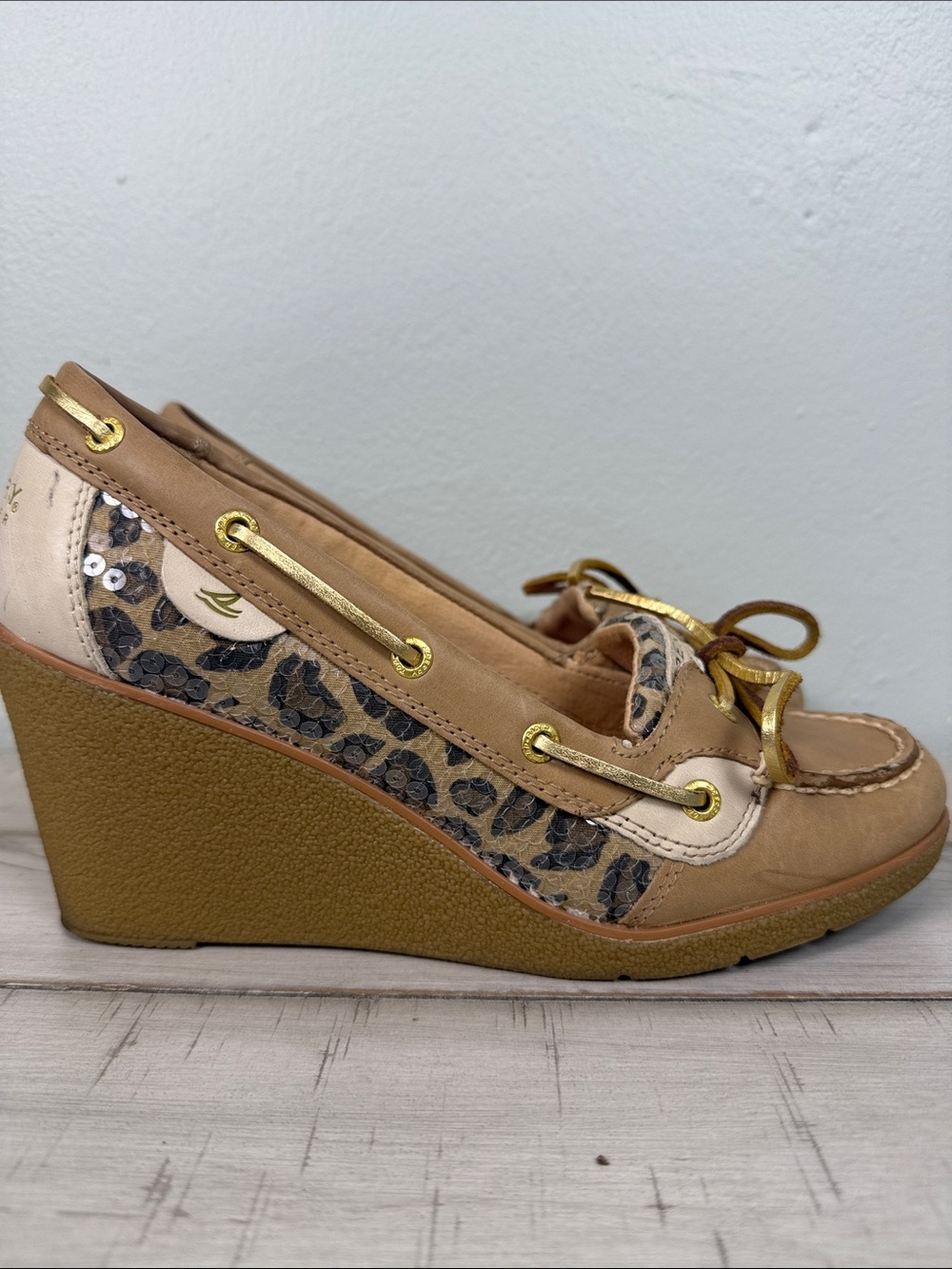 ✨VINTAGE RARE Sperry Gold Cup Goldfish Leopard Sequin Wedge EUC Size 8.5